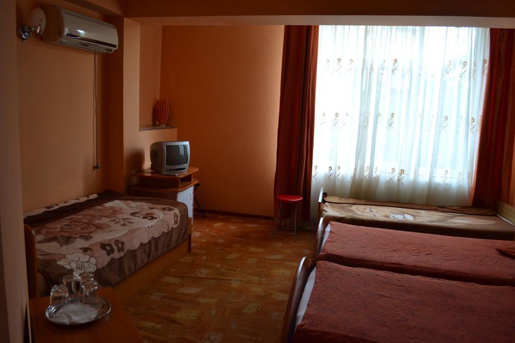 Pension Coral Baia Mare Habitación foto